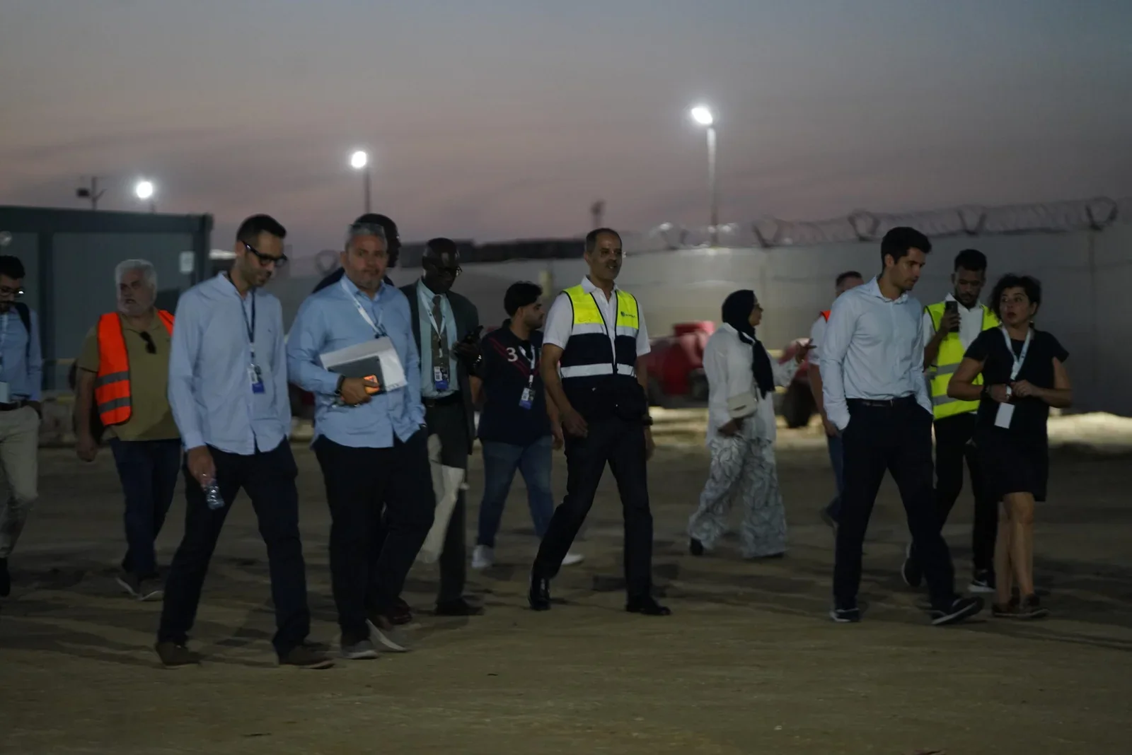 Evening walkthrough of the port and industrial zone