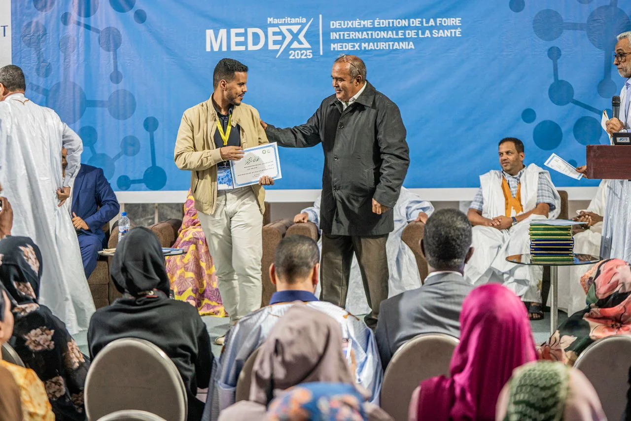 Certificates awarded at the second MEDEX Mauritania health fair