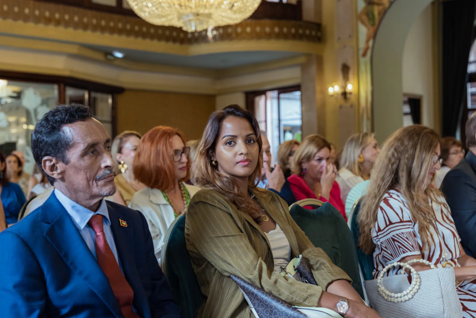 Business rounds, introductions and exchanges / Photographs: Mauritania Gateway.