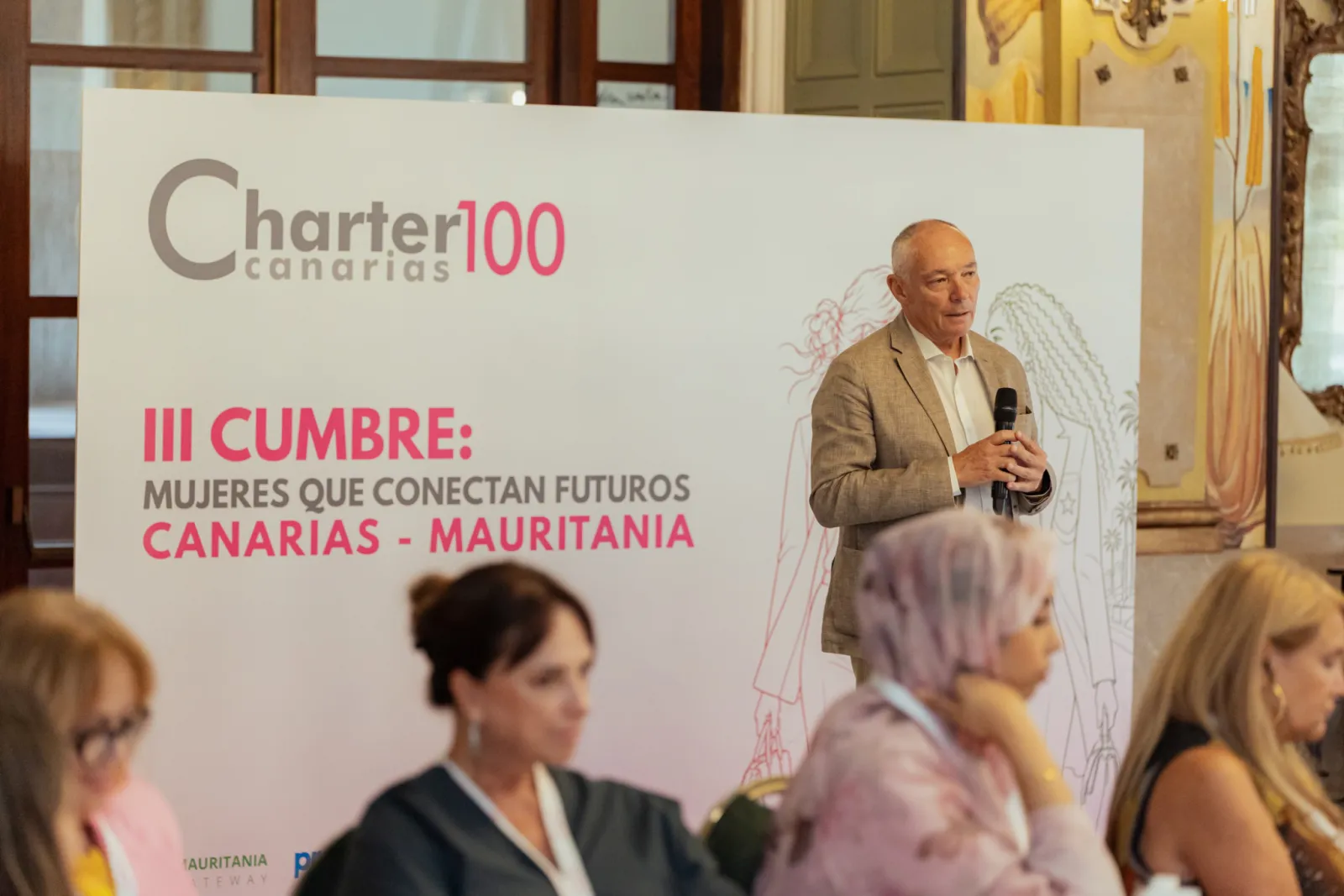 Business rounds, introductions and exchanges / Photographs: Mauritania Gateway.